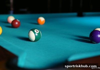体育博彩风险启示录：棋牌竞技中对手牌局评估的六维策略