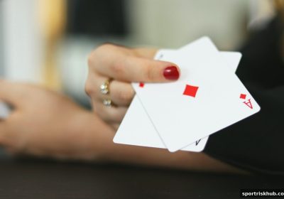 体育博彩风险视角下：桌游商业生态的重构与价值创造