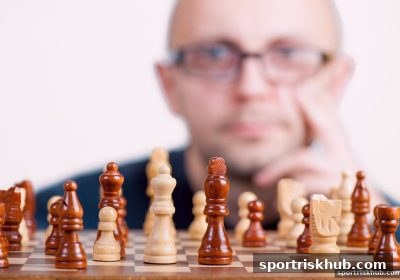 从古印度博弈到数字棋局：国际象棋免费体验金中的体育博彩风险与智慧传承